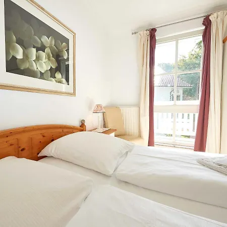 Granitz - Apt. 09 アパート